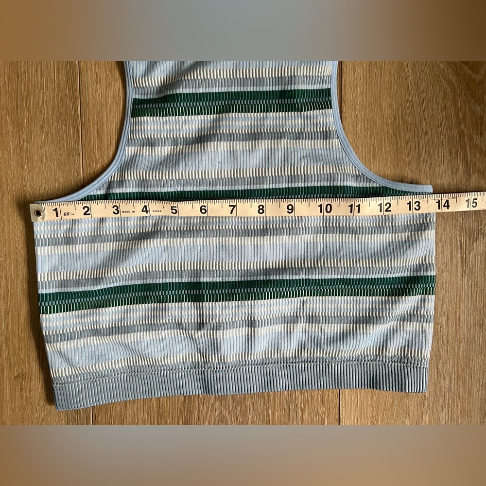 GARAGE Spencer Seamless Racer High Neck Tank EUC - Picture 5 of 8